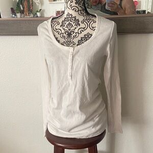 Old Navy Maternity Off-White Long Sleeve Tee
